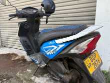 https://riyasewana.com/uploads/hero-honda-dio-132014513052.jpg