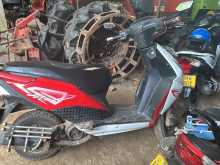 https://riyasewana.com/uploads/hero-honda-dio-169165913212.jpg