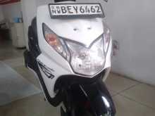 https://riyasewana.com/uploads/hero-honda-dio-2513262914002.jpg