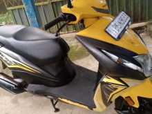 https://riyasewana.com/uploads/hero-honda-dio-25544334303.jpg