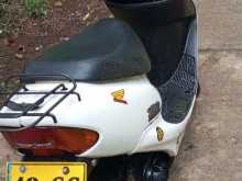 https://riyasewana.com/uploads/hero-honda-dio-282120484092.jpg
