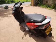 https://riyasewana.com/uploads/hero-honda-dio-301312334752.jpg