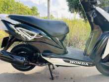 https://riyasewana.com/uploads/hero-honda-dio-80080422602.jpg