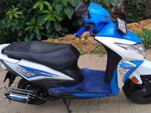 https://riyasewana.com/uploads/hero-honda-dio-8955454632.jpg