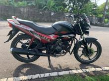 Hero-Honda Glamour 2011 Motorbike