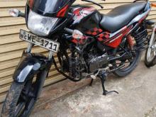 Hero-Honda Glamor 2011 Motorbike