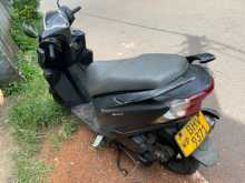 https://riyasewana.com/uploads/hero-honda-grazia-dx-2523391313543.jpg