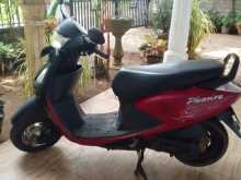 Hero Pleasure 2011 Motorbike