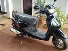 Hero-Honda Pleasure 2011 Motorbike