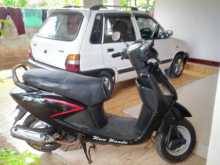 Hero Pleasure 2011 Motorbike