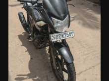 Hero-Honda Hunk 2015 Motorbike