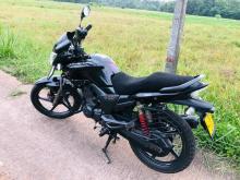 Hero-Honda Hunk 2016 Motorbike