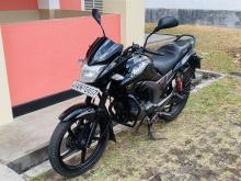 https://riyasewana.com/uploads/hero-honda-hunk-1510313419945.jpg