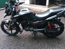 Hero-Honda Hunk 2011 Motorbike