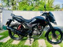 https://riyasewana.com/uploads/hero-honda-hunk-2717124213112.jpg