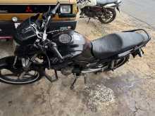 https://riyasewana.com/uploads/hero-honda-hunk-317010913803.jpg