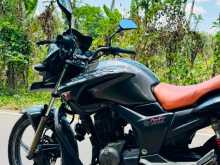 Hero-Honda Hunk 2014 Motorbike