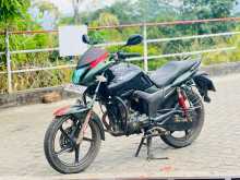 Hero-Honda Hunk 2014 Motorbike
