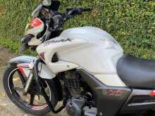 https://riyasewana.com/uploads/hero-honda-hunk-911283913174.jpg