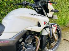 https://riyasewana.com/uploads/hero-honda-hunk-911293719425.jpg