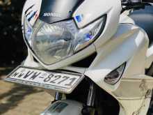 https://riyasewana.com/uploads/hero-honda-karizma-zmr-2016584222762.jpg
