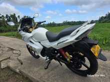 https://riyasewana.com/uploads/hero-honda-krizma-zmr-59283213063.jpg