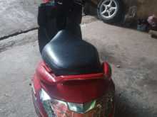 https://riyasewana.com/uploads/hero-honda-maestro-51918244353.jpg