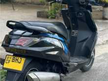 https://riyasewana.com/uploads/hero-honda-maestro-edge-149403113133.jpg