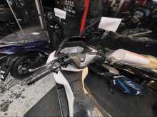 https://riyasewana.com/uploads/hero-honda-pcx-160-1520365522952.jpg