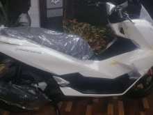 https://riyasewana.com/uploads/hero-honda-pcx-291936034463.jpg