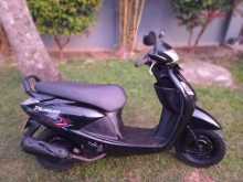 https://riyasewana.com/uploads/hero-honda-plasure-131013613232.jpg