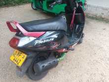 https://riyasewana.com/uploads/hero-honda-pleasar-87043613994.jpg