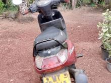Hero-Honda Please 2010 Motorbike