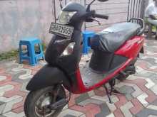 Hero-Honda Please 2013 Motorbike
