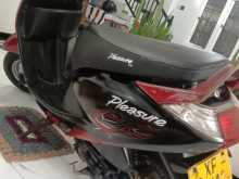 https://riyasewana.com/uploads/hero-honda-pleasur-37024813584.jpg