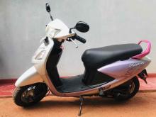https://riyasewana.com/uploads/hero-honda-pleasur-49140224531.jpg