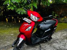 Hero-Honda Pleasure 2012 Motorbike