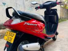 Hero Pleasure 2013 Motorbike