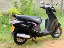 https://riyasewana.com/uploads/hero-honda-pleasure-117333022352.jpg