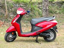 Hero Pleasure 2015 Motorbike