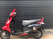 https://riyasewana.com/uploads/hero-honda-pleasure-118332413872.jpg