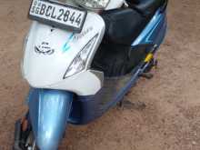 https://riyasewana.com/uploads/hero-honda-pleasure-1213485813472.jpg