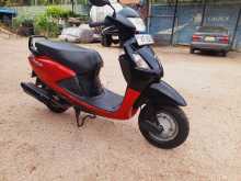 Hero Pleasure 2012 Motorbike