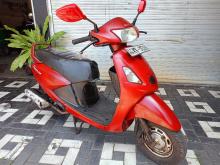 https://riyasewana.com/uploads/hero-honda-pleasure-131220306545.jpg