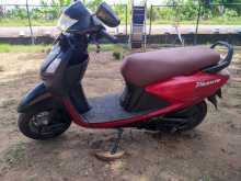 https://riyasewana.com/uploads/hero-honda-pleasure-131321494852.jpg