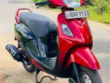 Hero Pleasure 2013 Motorbike