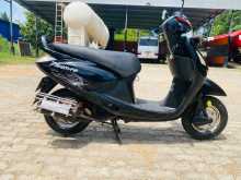 https://riyasewana.com/uploads/hero-honda-pleasure-137222713904.jpg