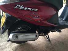 https://riyasewana.com/uploads/hero-honda-pleasure-138323122703.jpg