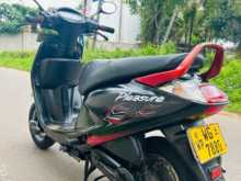 https://riyasewana.com/uploads/hero-honda-pleasure-1411212713513.jpg