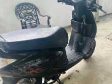 https://riyasewana.com/uploads/hero-honda-pleasure-1412563922183.jpg